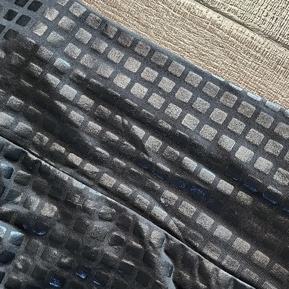 🦇 SHEIN Black Patterned Leggings 🦇